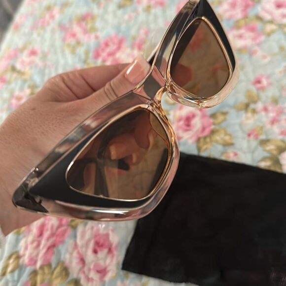NEW Contrast Tinted Lenses Designer-Style Fashion Sunnies main image 6